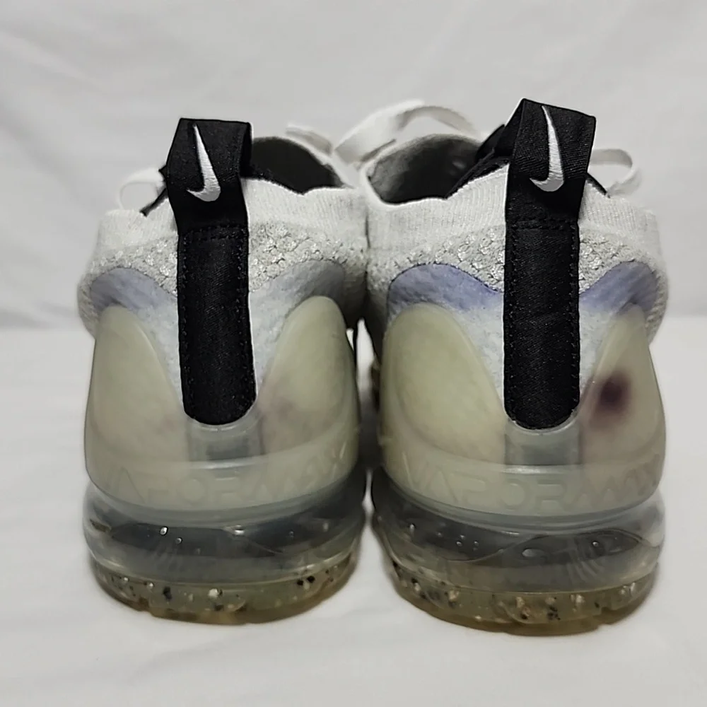 Nike Vapormax Flyknit White‎ Boys Kids Unisex Sneakers DB1550-100 Size 7Y